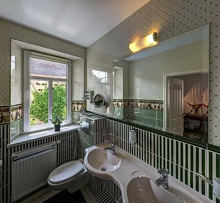 Schwarzer Adler Osterweddingen 3*