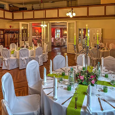 Hotel Schwarzer Adler Osterweddingen 3*