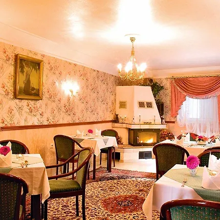Schwarzer Adler Osterweddingen 3*