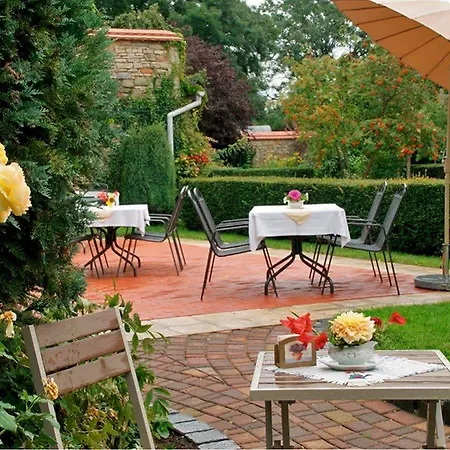 Hotel Schwarzer Adler Osterweddingen 3*