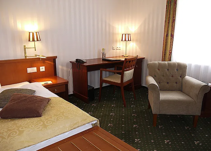 Schwarzer Adler 3* Suelzetal