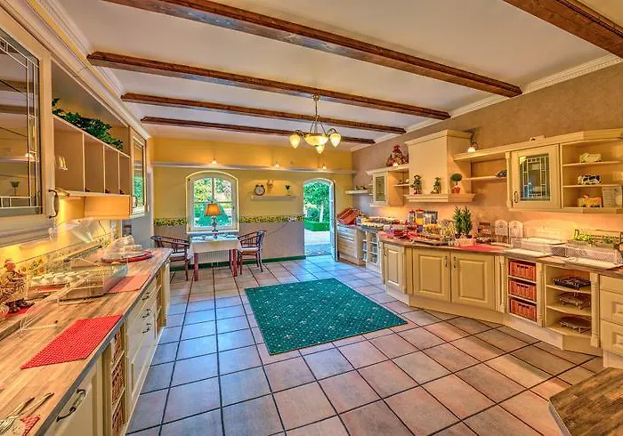 Hotell Schwarzer Adler